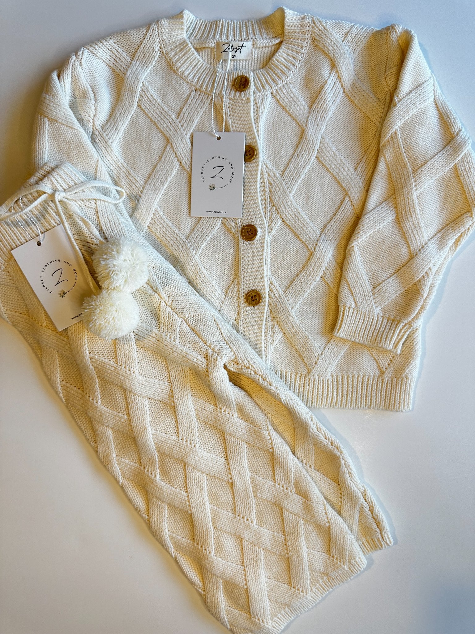 Z Closet – Burlington Handmade House