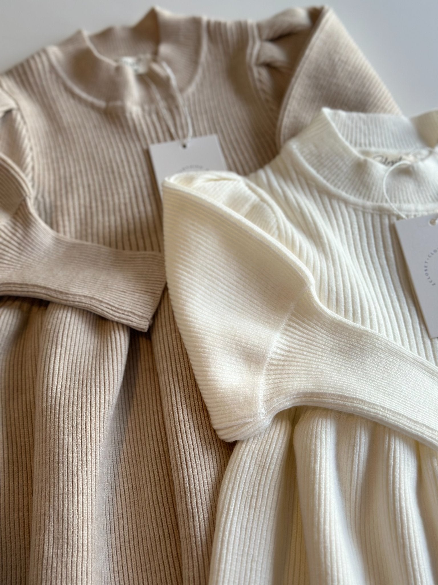 Zcloset - Cuddle Cloud Dress (White & Beige) - 3