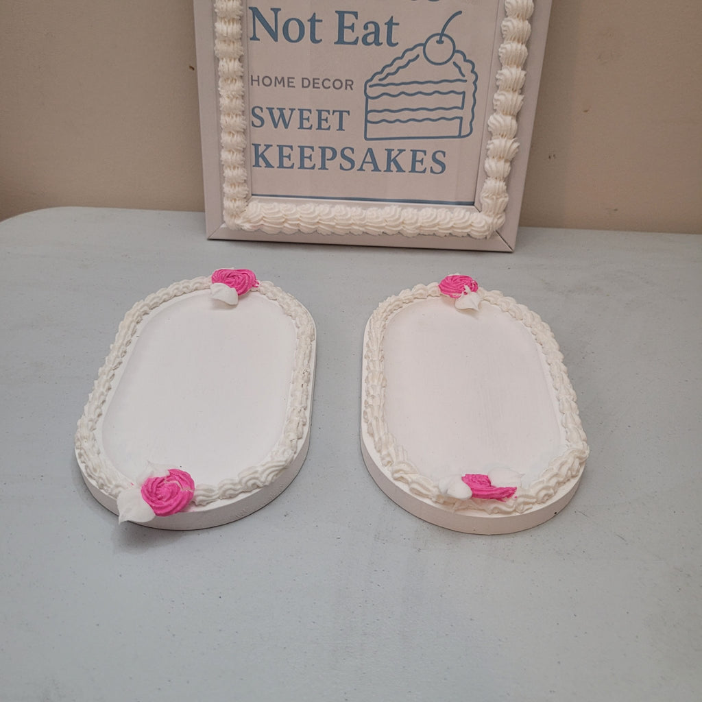 Blu Bowl Bakery - Oval Cake Coaster