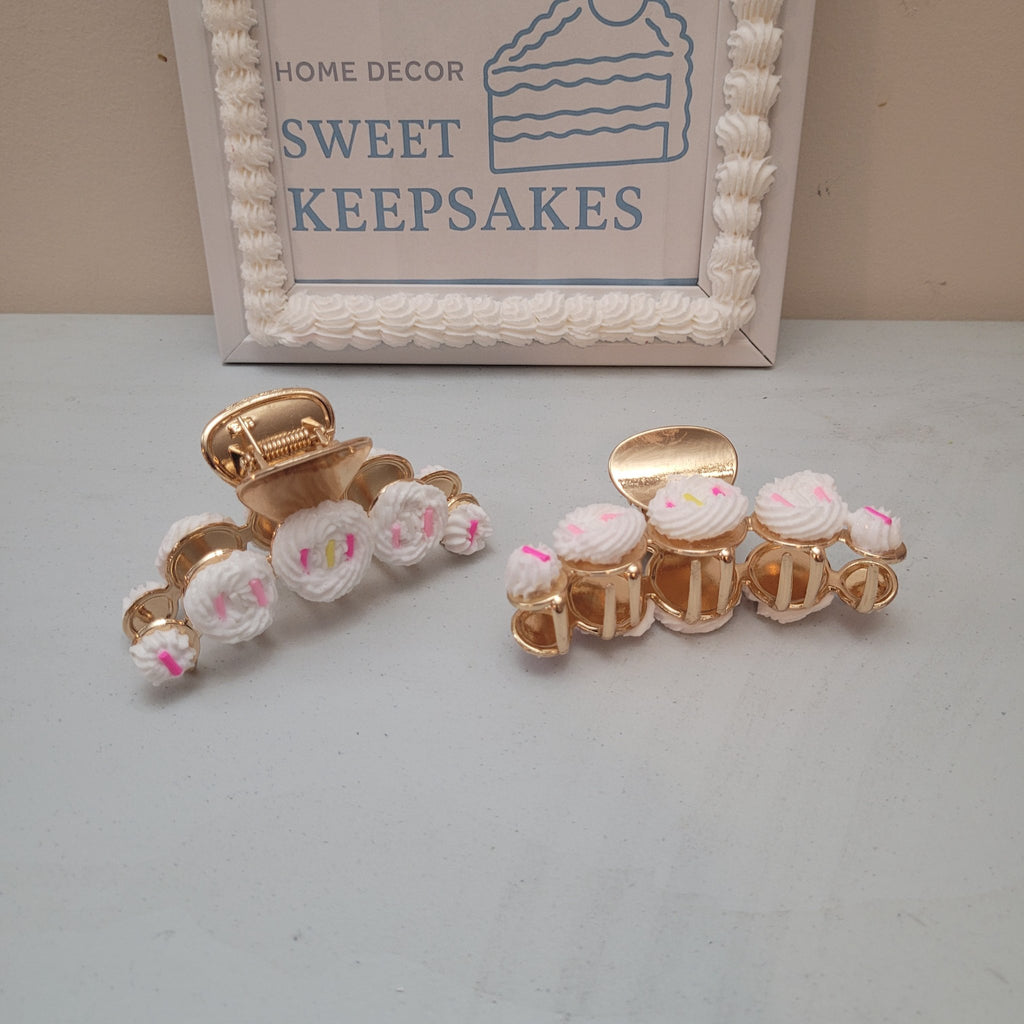 Blu Bowl Bakery - Cake Frosting Claw Clips