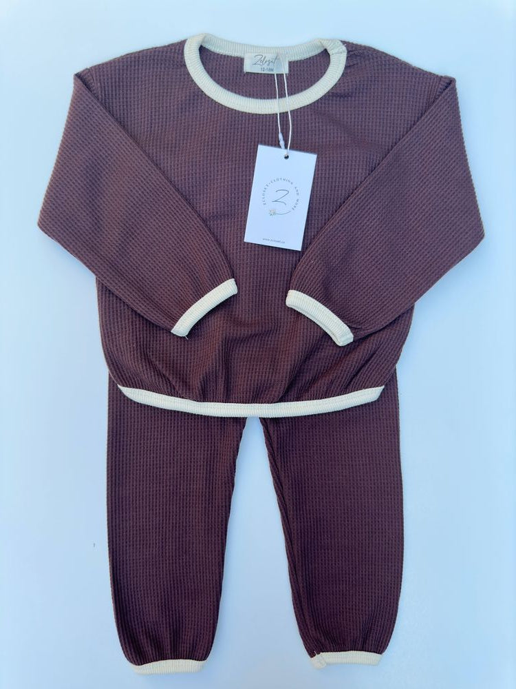 Z Closet – Burlington Handmade House