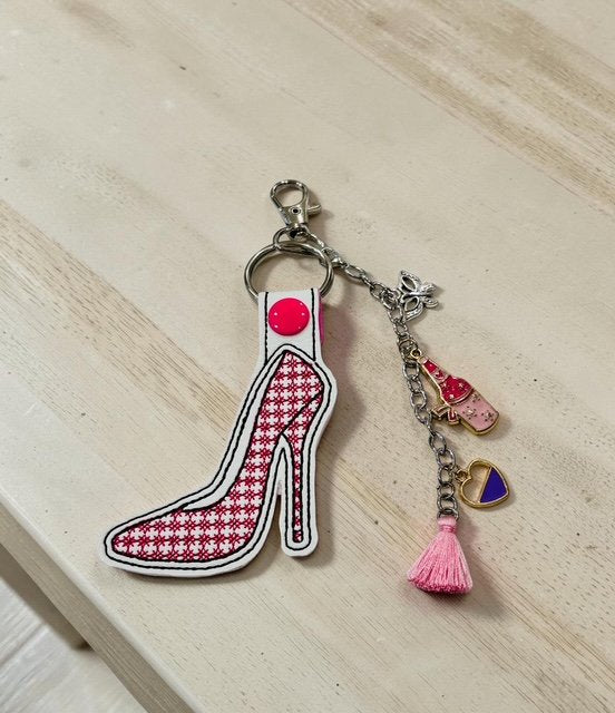 6402539f156d102fec901311_high-heel_1775991437891.jpg